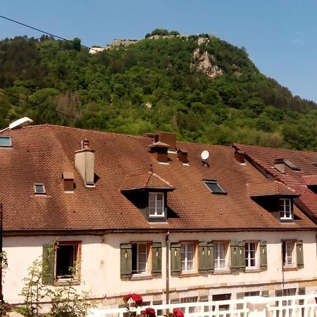 Appartement Tout Confort Vue Sur Les Forts Сален-ле-Бен Экстерьер фото
