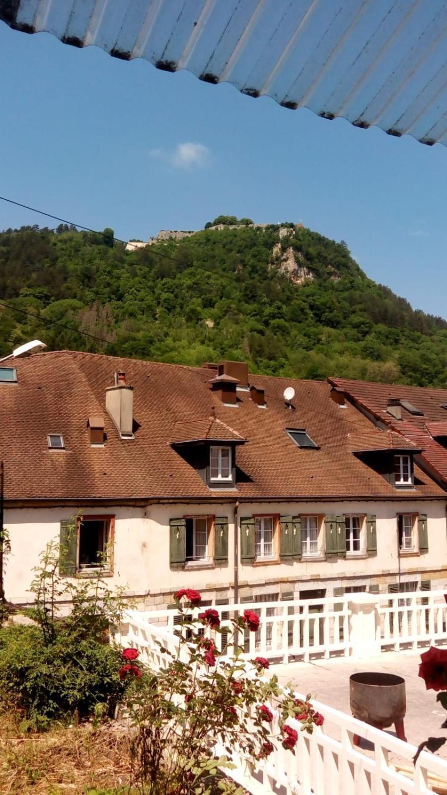 Appartement Tout Confort Vue Sur Les Forts Сален-ле-Бен Экстерьер фото